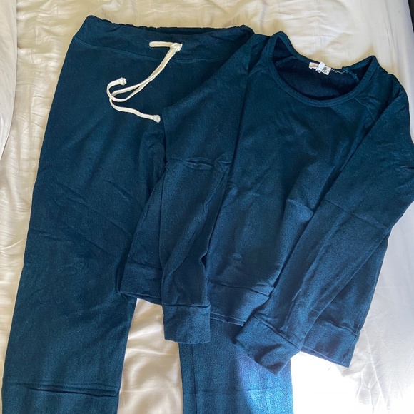 Sundry by Anthropologie Classic Joggers and Pullover Size 0 - Picture 1 of 5